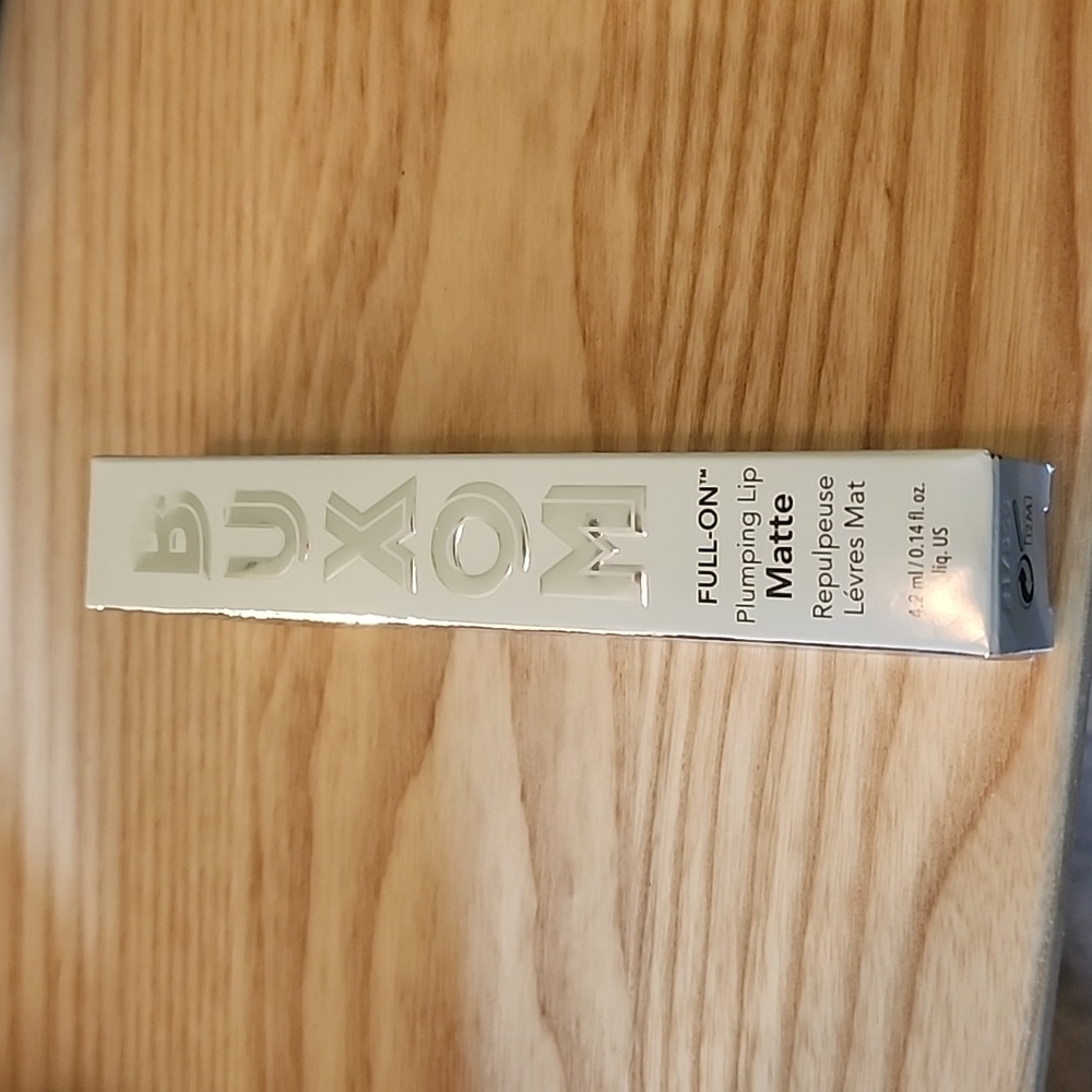 Buxum Full on plumping lip Matte in Brunching